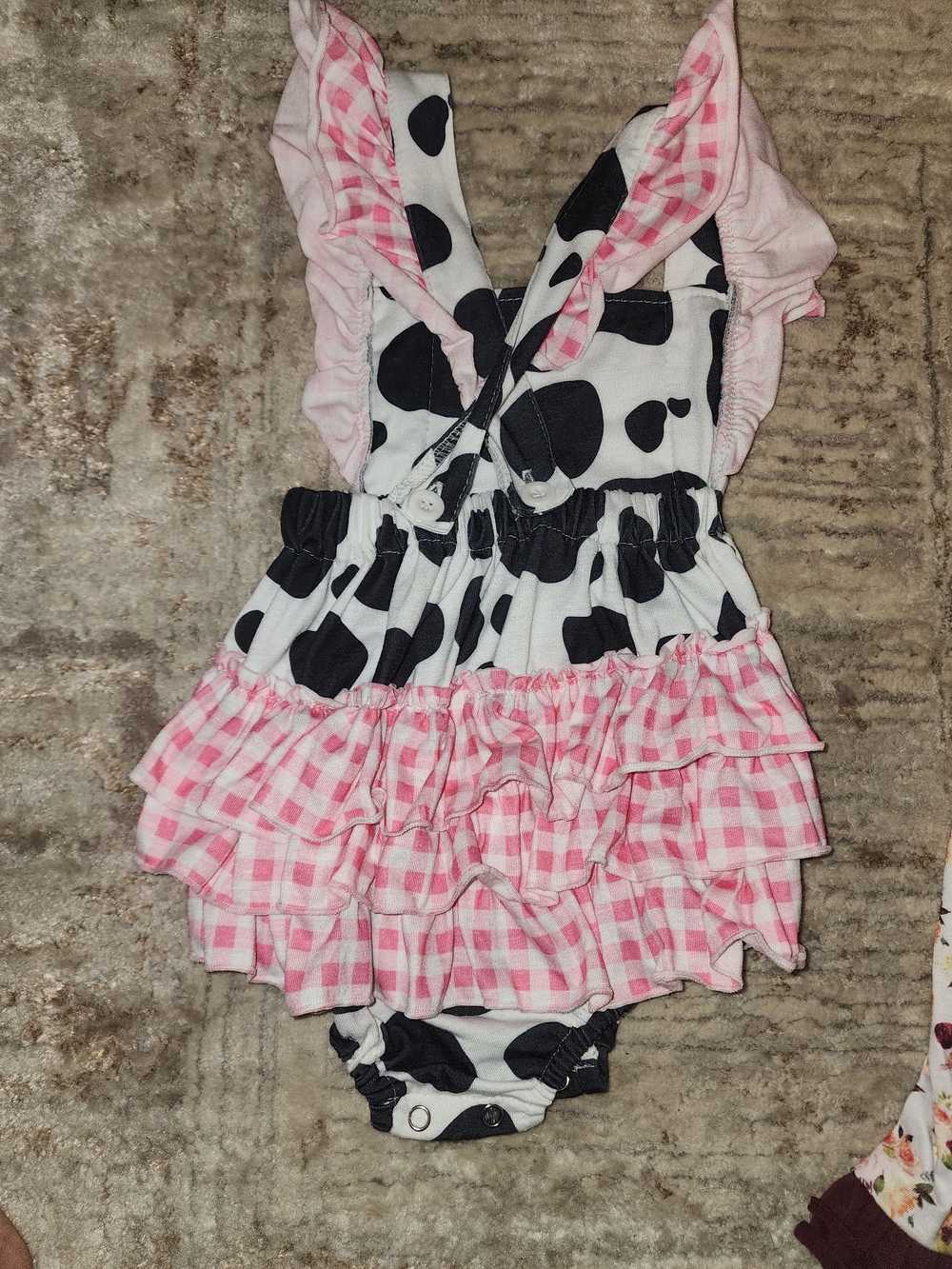 Brown Floral Ruffle Overalls/ Black/white Cowprint for Girls - Cute Fall♡ - Picture 4 of 5